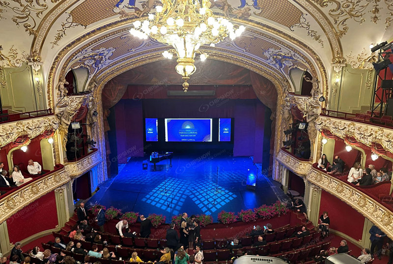 Сценический экран C-Beetle P2.97 для театра в Румынии