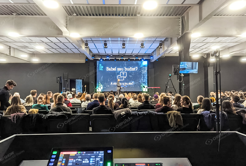 Внутренний светодиодный экран C-Lite P3.91 для конференц-зала
        