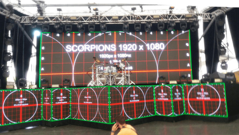 отмечается для французского национального дня с C-Lite-D ряд